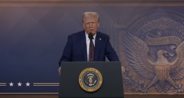 План ИИ Трампа облегчает правила центра обработки данных, разделяет федеральные руководящие принципы DEI