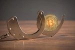 У криптоинвестора силой отобрали жесткий диск с биткоинами