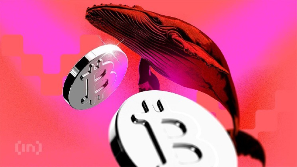 Кит, который точно предсказал октябрьский обвал, теперь ставит на очередное падение биткоина