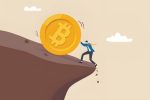 Биткоин рискует упасть на 20-30% после ликвидаций на $1,1 млрд